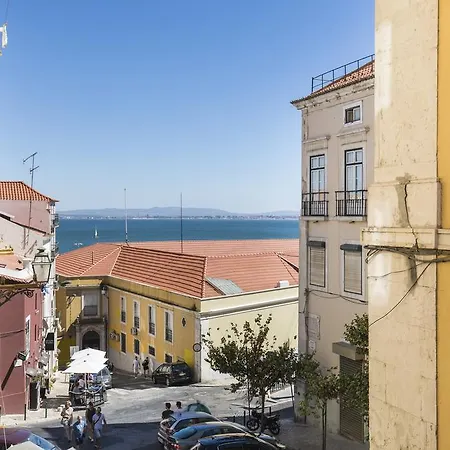Lägenhet Lovelystay The Nest Alfama