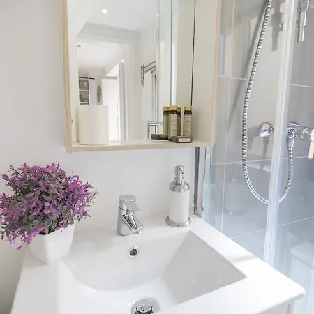 Lovelystay The Nest Alfama Lisboa